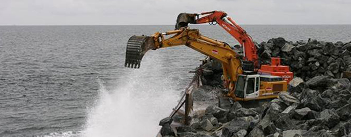 Udlægning af sten på Læsø Trindel. Foto: Naturstyrelsen. 
