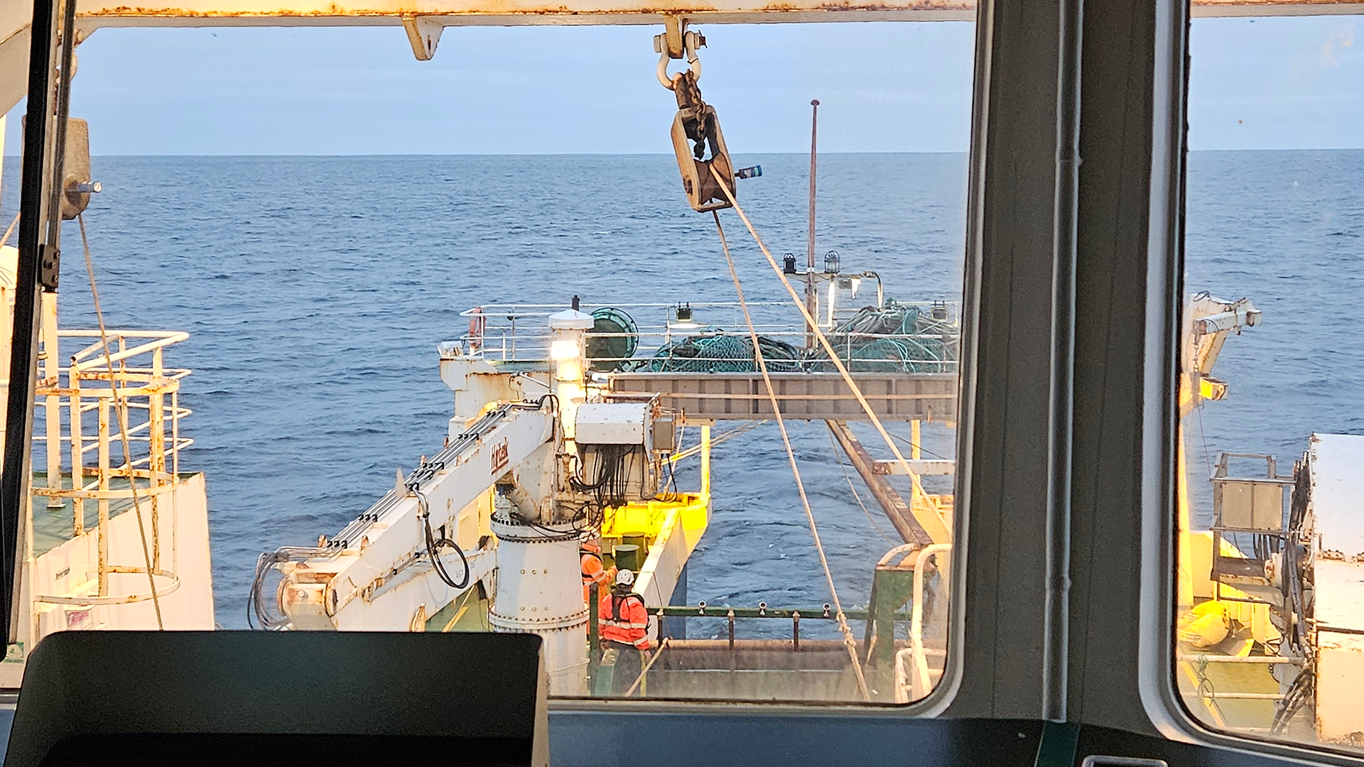 Udsigt fra fiskebroen på Dana på BITS-togt Q4, 2024 ©Marie Storr-Paulsen Udsigt fra fiskebroen på Dana på BITS-togt Q4, 2024