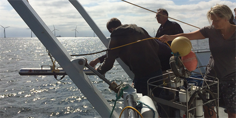Deployment of side scan sonar from the research vessel Havfisken. Photo: DTU Aqua